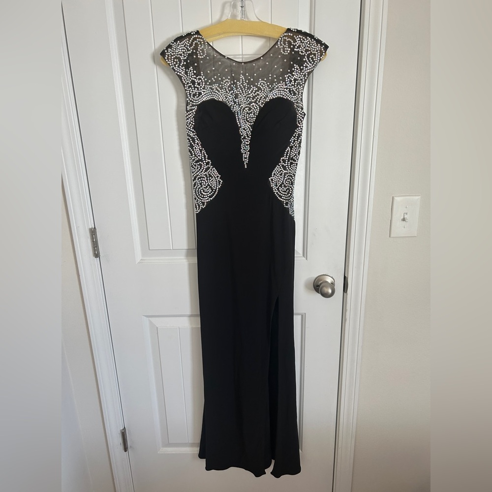 Mac Duggal Formal Gown